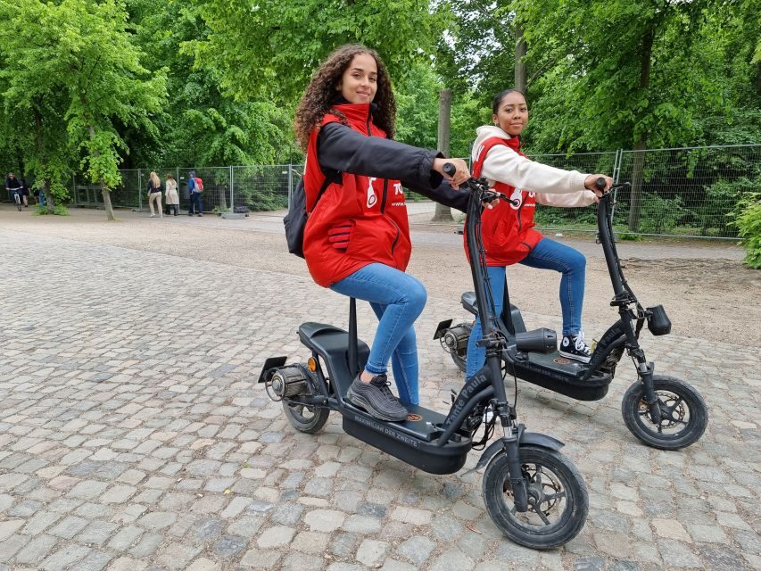 2-H Berlin: Top Sights Guided E-Scooter Tour - Reichstag and the Spree River: where the story starts