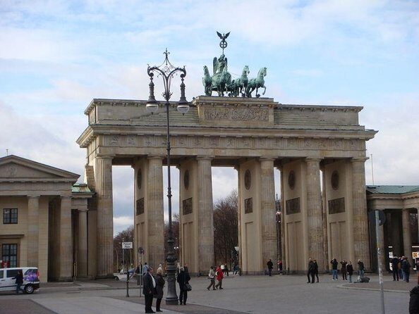 All-in-One Berlin Highlights on Foot: Private Walking Tour - Key highlights worth knowing before you go