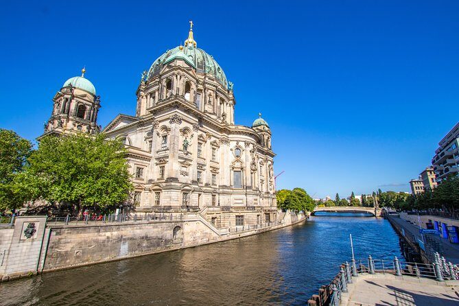 Architectural Berlin: Private Tour with a Local Expert - Museum Island Neoclassical Gallery: Where Art and Form Set the Tone