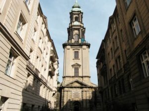 Berlin: Backyards of Berlin 2-Hour Tour - Finding Hackesche Höfe: Your Starting Gate Into the Backyards