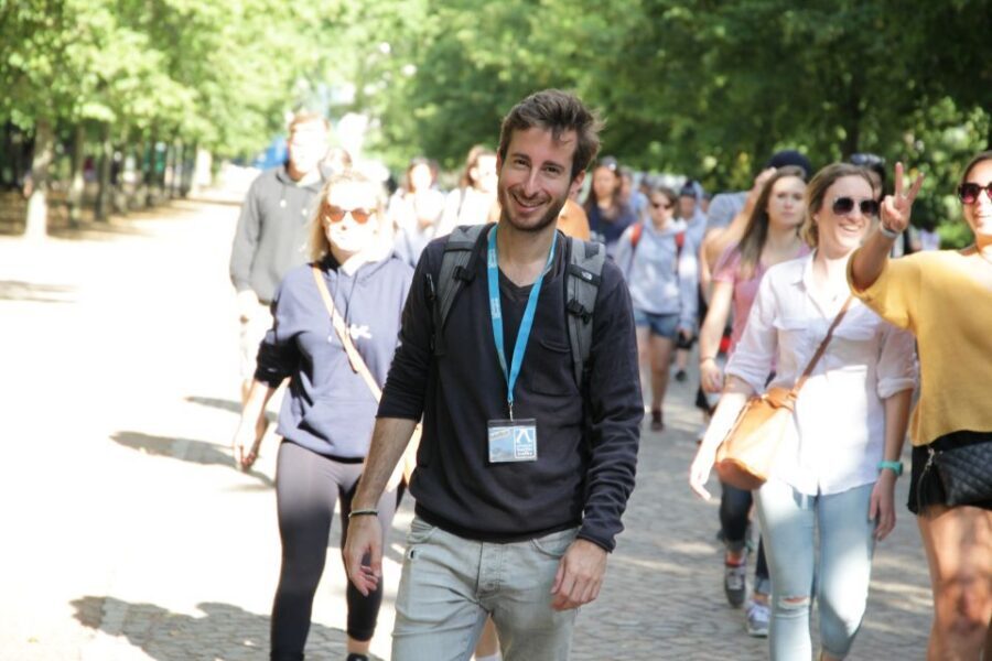 Berlin: Discover Berlin Walking Tour - Checkpoint Charlie and Brandenburg Gate: the Cold War in walking distance