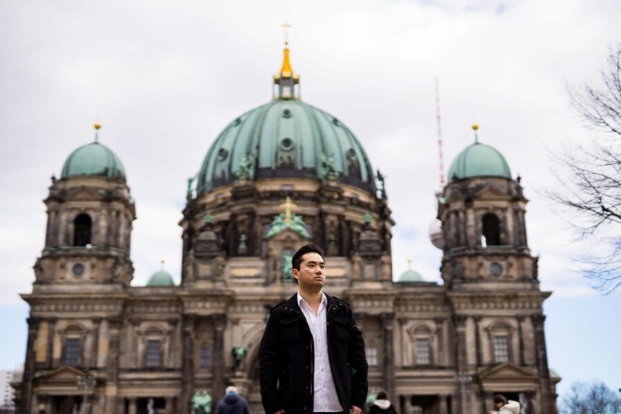 Berlin: Early Morning Private Photoshoot to avoid the Crowd - Brandenburg Gate, the Spree Riverfront, and reaching the Reichstag