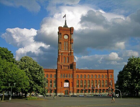 Berlin: Guided Bike Tour to Explore the Highlights - Key things I’d focus on before you go
