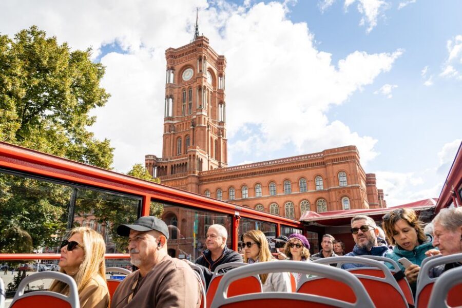 Berlin: Hop-On Hop-Off Bus & LEGOLAND Discovery Centre - Start smart: where to check in and how the time-slot works