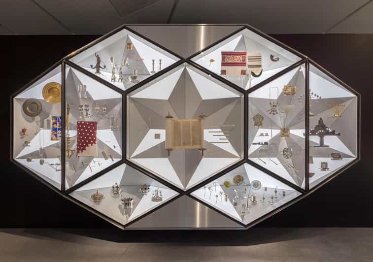 Berlin: Jewish Museum Highlights Tour - Art, Media Stations, and Video Installations: Learning by Seeing and Hearing