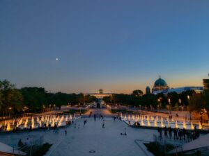 Berlin: Live-Guided Evening Sightseeing Tour by Open-top Bus - Getting started at Alexanderplatz without the stress