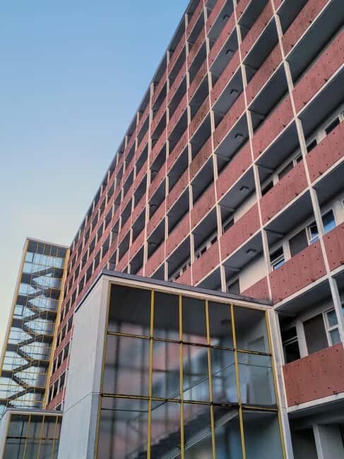 Berlin: Modernist Architecture Tour in the Hansaviertel - The quiet but powerful memorial to Jewish life