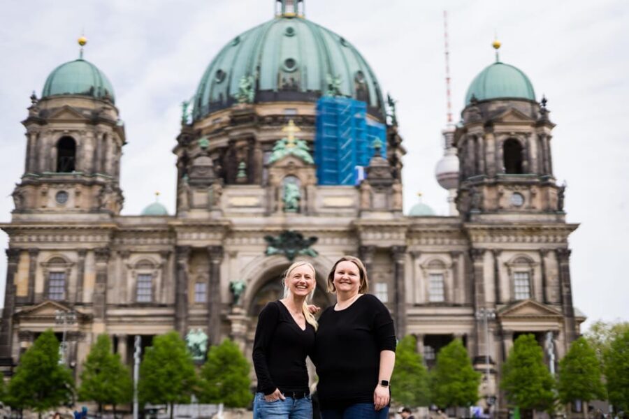 Berlin: Private Photo Session with Professional Photographer - Getting your edited gallery within 48 hours