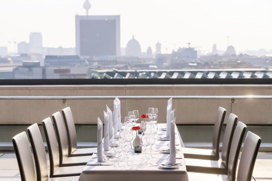 Berlin: Rooftop Lunch at the Reichstag's Käfer Restaurant - Gio Secco included: what your drink situation looks like