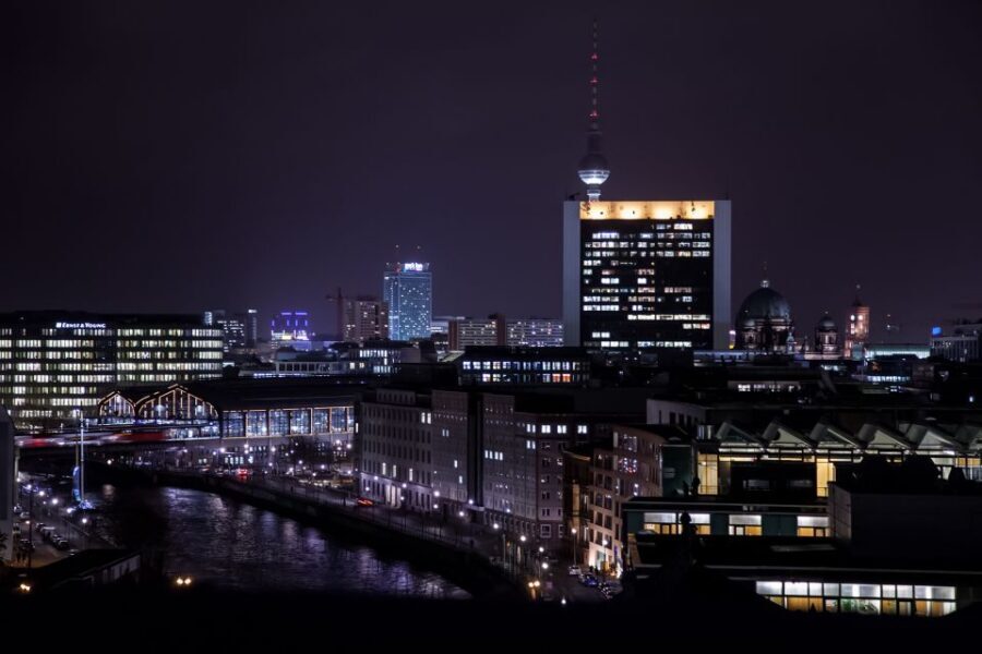 Berlin: Rooftop Lunch at the Reichstag's Käfer Restaurant - What can go wrong (and how to avoid it)