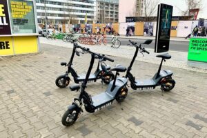 Berlin: Ultimate E-Scooter Adventure Tour - Helmet, English Guide, and Small-Group Reality