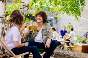 Berlin's Alternative Side: The Urban Jungle Tour - Butler’s Gift Shop meeting point and how the 3-hour loop works
