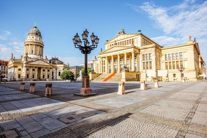 Deluxe Berlin: Hassle-Free Shore Tour from Warnemunde Cruise Port - Reichstag and Brandenburg Gate: Fast Walks, Big Moments, Clear Stories