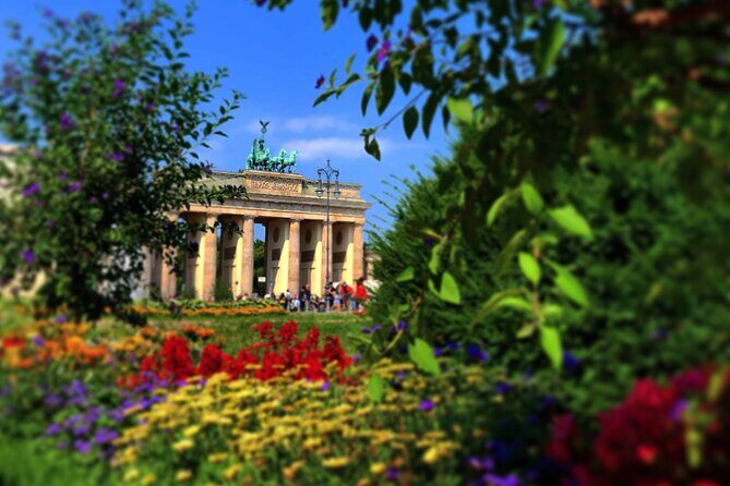 Deluxe Berlin: Hassle-Free Shore Tour from Warnemunde Cruise Port - Fuhrerbunker, Then Lunch: A Dark Chapter and a Needed Reset