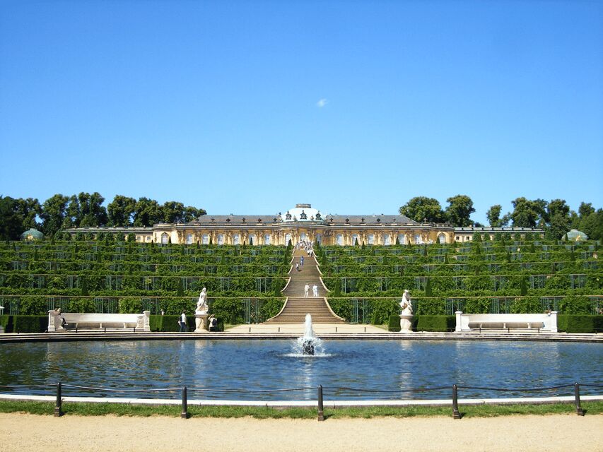 From Berlin: Potsdam Half-Day Tour in Spanish - Frederick the Great: the arts-and-gardens idea you can actually see