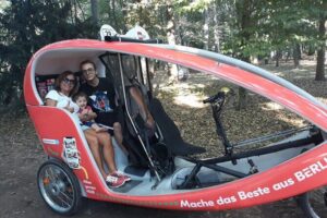 Individual City Tour - Rickshaw Sightseeing in Berlin - The route from Alexanderplatz: a clean start with big context