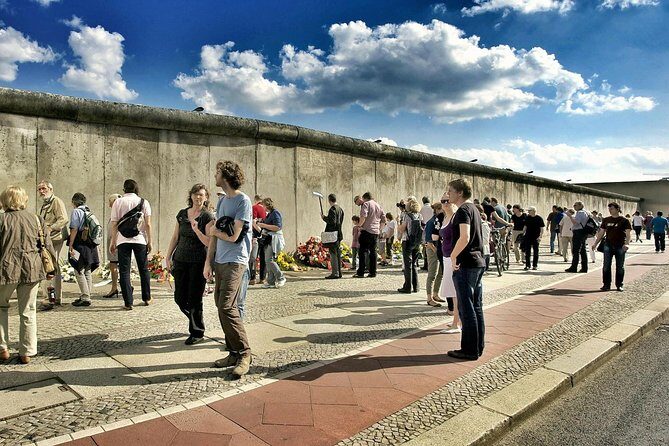 Kreuzberg Walking Tour: Immigrants, Artists & Hipsters - Kreuzberg in Three Hours: Why This Route Works