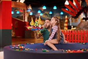 LEGOLAND Discovery Centre Berlin Admission Ticket - Booking and entry: mobile tickets, last admission, and peak-season queues