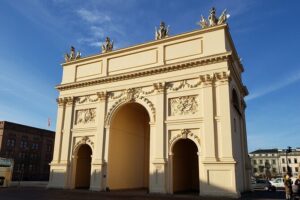 Private Day Tour to Potsdam from Berlin by Minivan - Berlin-to-Potsdam Logistics: Minivan Comfort and Real Timing
