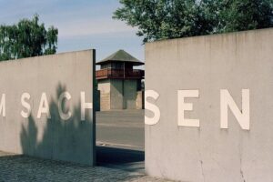 Sachsenhausen Concentration Camp - Tour in Italian - Meeting at Potsdamer Platz: Easy Start, Easy Finish